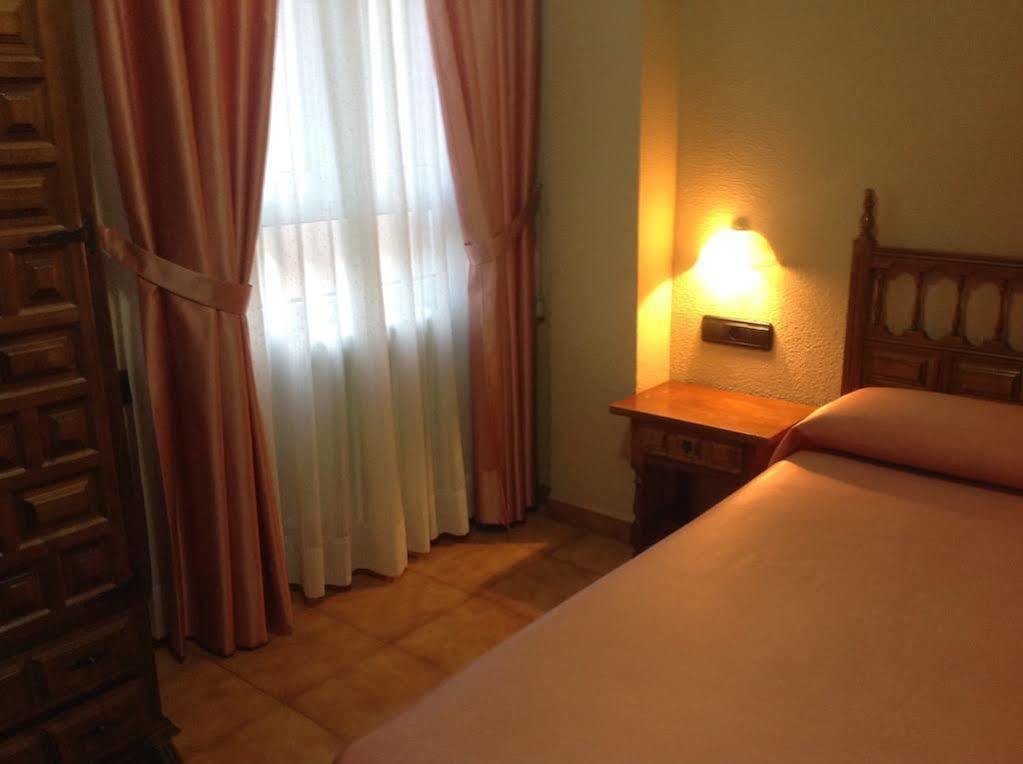 Hostal Argentino Béjar Extérieur photo